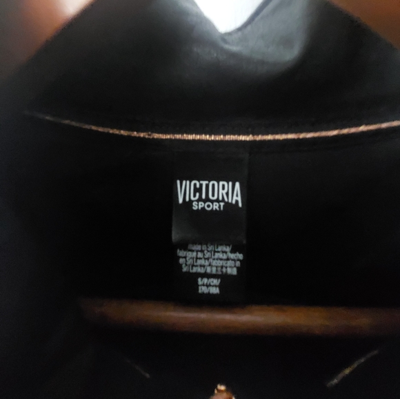 Victoria s Secret Faux Leather Jacket with Rose gold zipper trim  sz sm - Picture 6 of 6